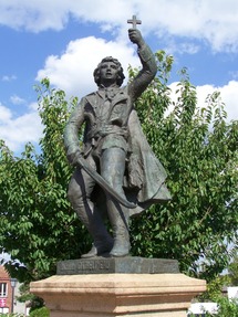 Statue de Cathelineau inaugurée au Pin-en-Mauges en 1993 Statue de Cathelineau inaugurée au Pin-en-Mauges en 1993