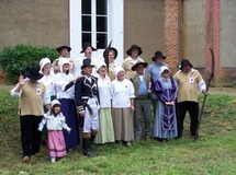 La troupe de théâtre L'Art Tisse Tic La troupe de théâtre L'Art Tisse Tic