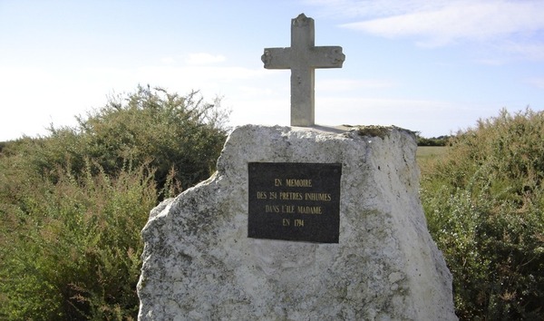 Sur les pas des martyrs de l'île Madame Sur les pas des martyrs de l'île Madame