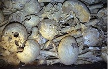 Les ossements inhumés dans la Chapelle Les ossements inhumés dans la Chapelle