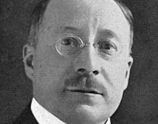 Le sénateur Anatole Manceau obtient du château de Versailles le dépôt des douze grandes toiles des généraux Vendéens Le sénateur Anatole Manceau obtient du château de Versailles le dépôt des douze grandes toiles des généraux Vendéens