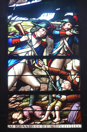 Vitrail de l'église des Lucs Vitrail de l'église des Lucs