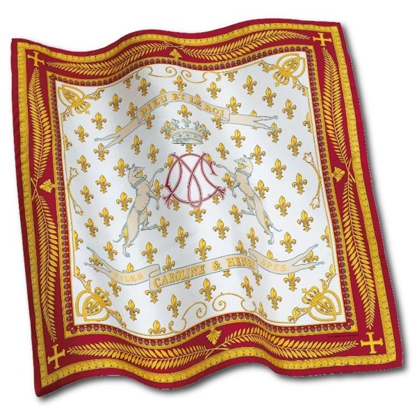 Un magnifique foulard aux couleurs de l'Histoire. Il existe aussi en bleu marine !