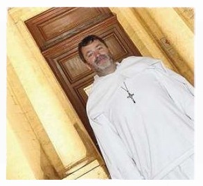 http://www.varmatin.com/toulon/une-messe-de-requiem-pour-louis-xvi-celebree-lundi-a-toulon.1103428.html http://www.varmatin.com/toulon/une-messe-de-requiem-pour-louis-xvi-celebree-lundi-a-toulon.1103428.html